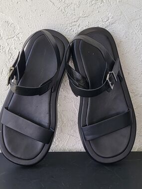 Charles & Keith Slip On Chunky Mule Women's Sandals 90s Y2K Retro 8.5